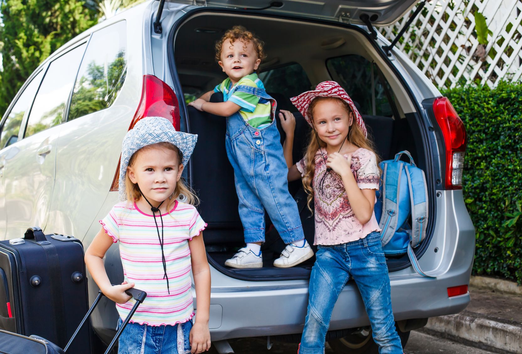 Tips to Keep Young Children Happy on Family Road Trip
