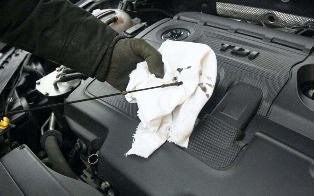 5 Reasons Why a Routine Oil Change Is Important